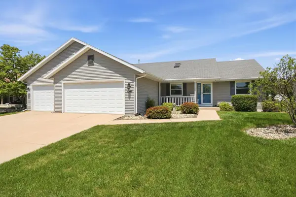 1532 Montclair Place, Fort Atkinson, WI 53538