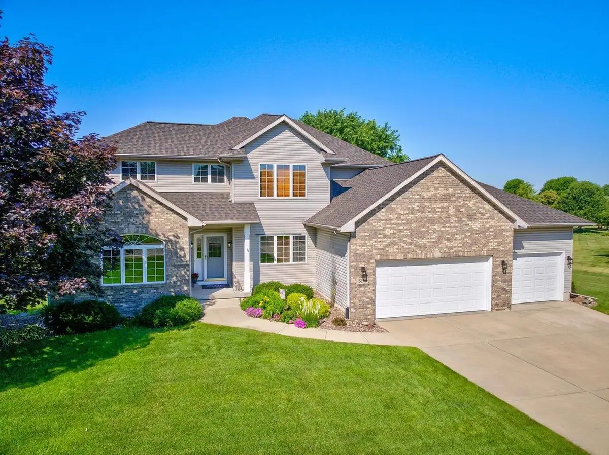 5200 Preservation Place, Sun Prairie, WI 53590 - #1