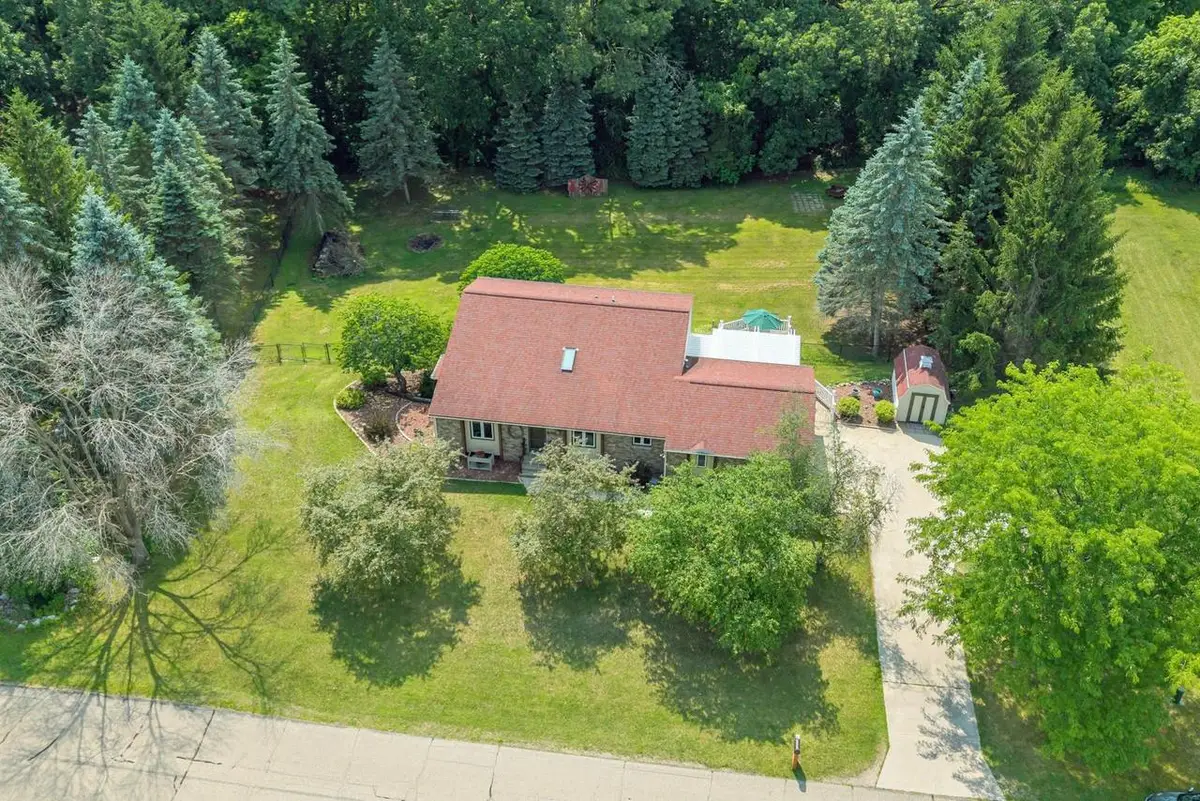 N6839 Donlin Drive, Pardeeville, WI 53954 - #1