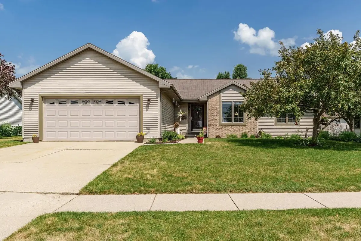2608 N Wuthering Hills Drive, Janesville, WI 53546 - #1