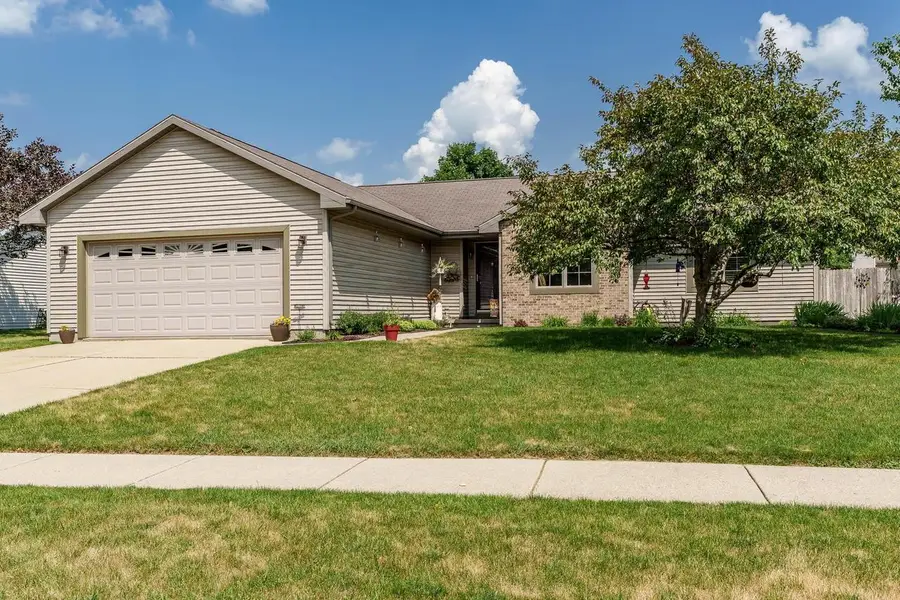 2608 N Wuthering Hills Drive, Janesville, WI 53546 - #2