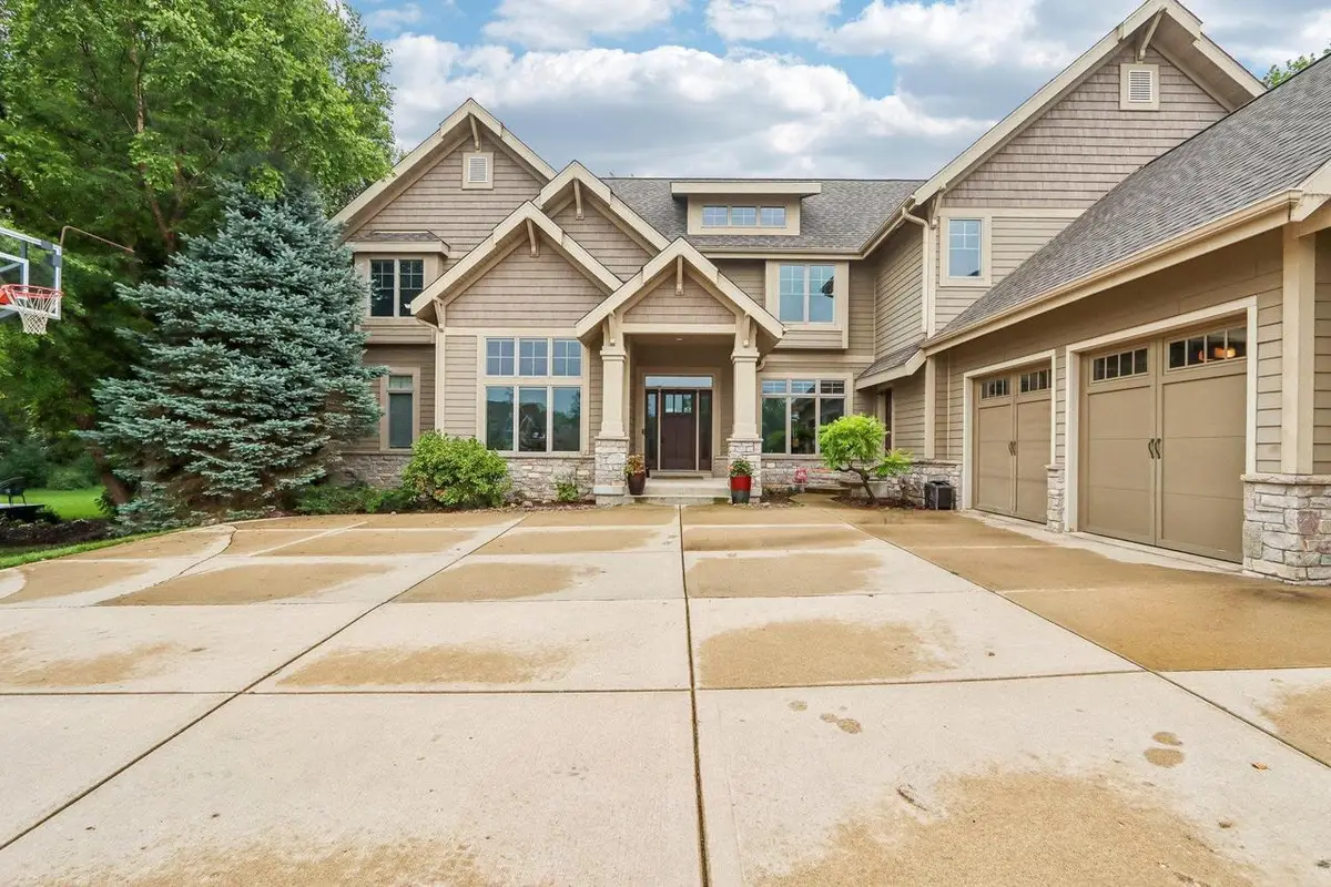 9913 Shadow Ridge Trail, Middleton, WI 53562 - #1