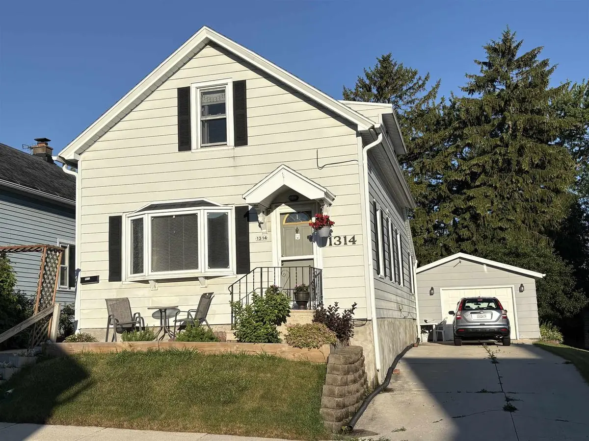 1314 S 24th Street, Sheboygan, WI 53081 - #1