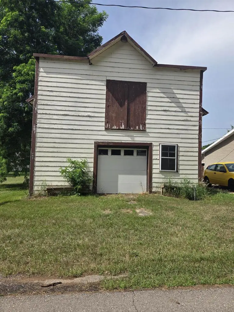 447 N River Drive, Endeavor, WI 53930 - #1