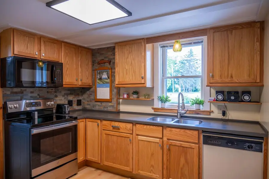 413 Jackson Street, Mauston, WI 53948 - #3
