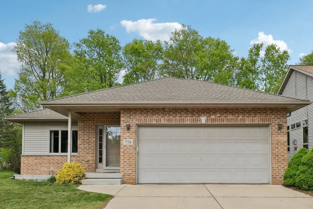 738 8th Street, Prairie Du Sac, WI 53578 - #1