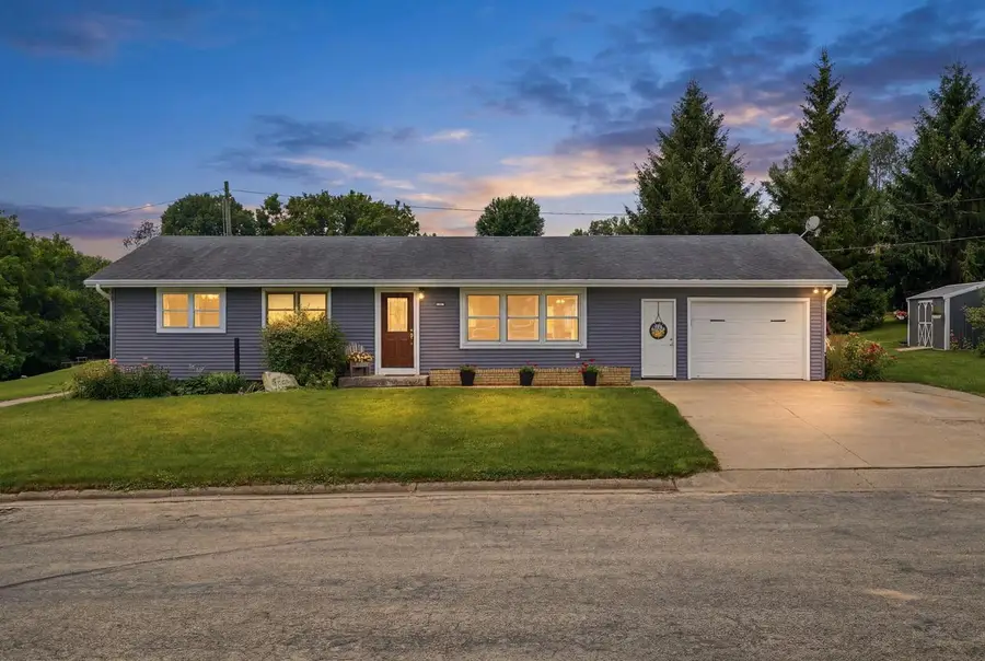 3857 North View Drive, Hazel Green, WI 53811 - #2