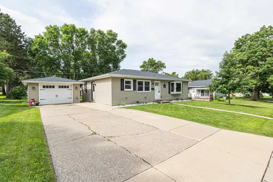 375 Monroe Street, Platteville, WI 53818 - #2