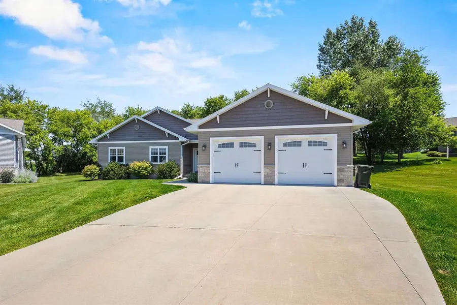 731 Chester Court, Ripon, WI 54971 - #2