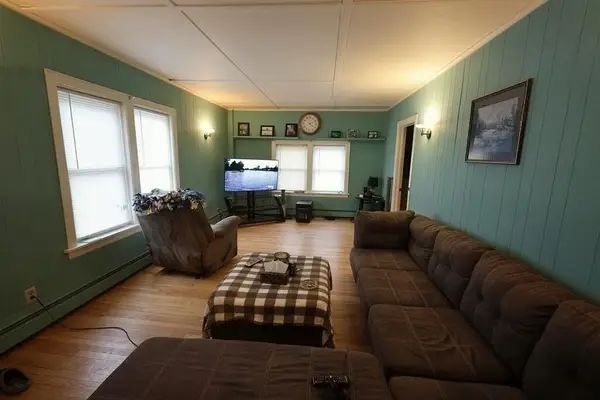 117 Amelia Street, Cassville, WI 53806