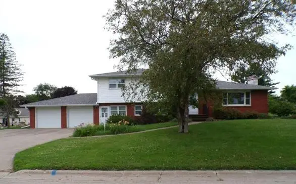 620 Grant Street, Platteville, WI 53818 - #2