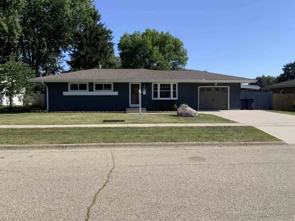 2017 Crestview Street, Janesville, WI 53546