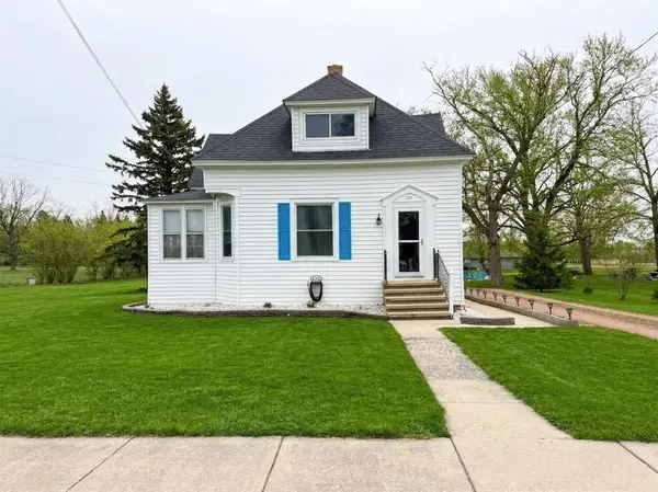 129 W Beloit Street, Darien, WI 53117
