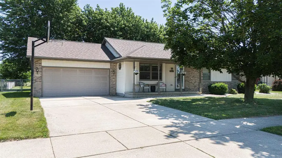 2502 North Wuthering Hills Drive, Janesville, WI 53546 - #2