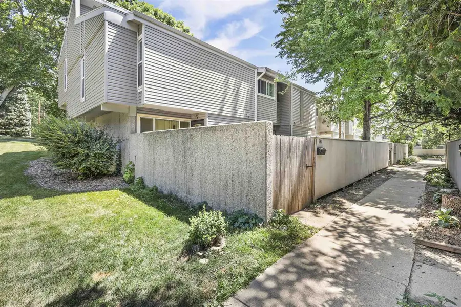 340 East Bluff, Madison, WI 53704 - #2