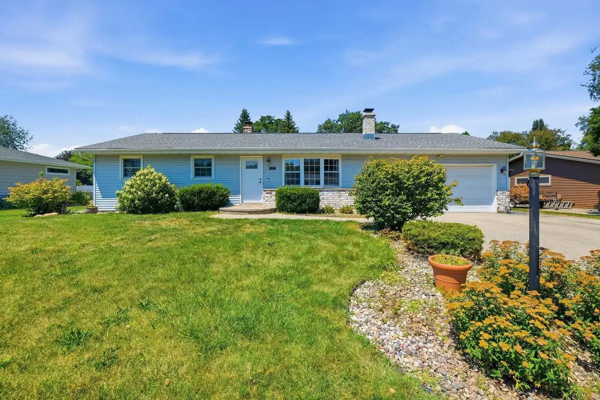 855 Clover Lane, Oregon, WI 53575 - #1
