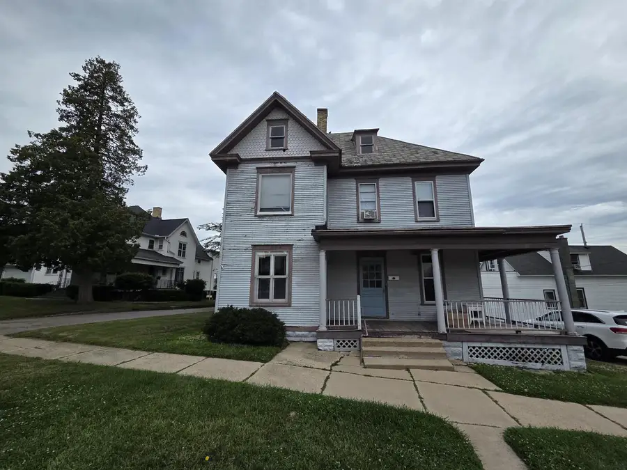 109 W Howard Street, Portage, WI 53901 - #2