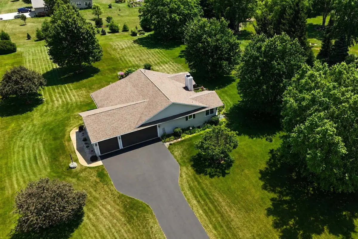 4195 S Satinwood Drive, Beloit, WI 53511 - #1