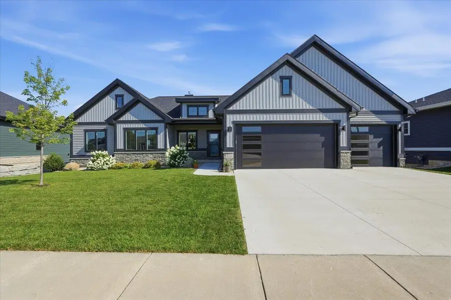 6241 Fountainhead Circle, Deforest, WI 53532 - #2