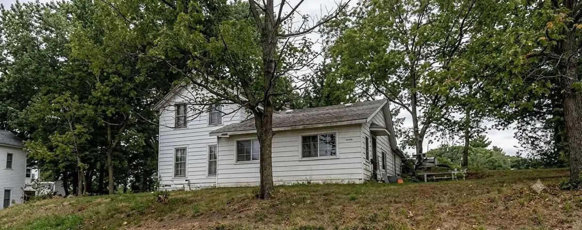 202 W Elroy Street, Elroy, WI 53929 - #1