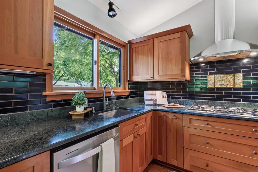 5202 S Hill Drive, Madison, WI 53705 - #3