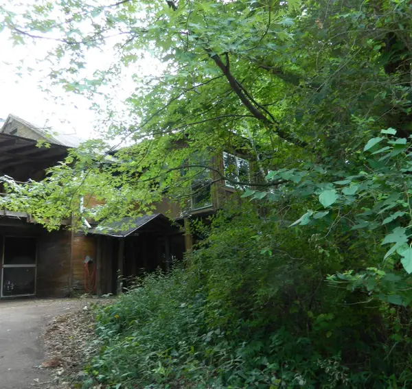 W10685 N Crooked Lane, Poynette, WI 53955