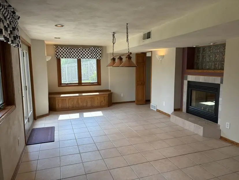 29 Westend Circle, Madison, WI 53704 - #3