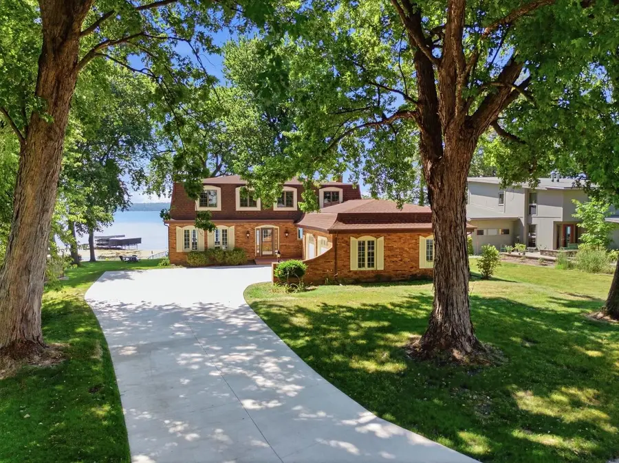 3017 Dianne Drive, Middleton, WI 53562 - #2