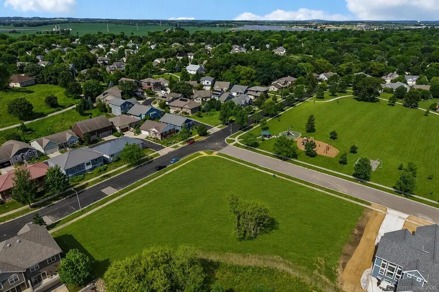 2624 Oak Meadow Drive, Fitchburg, WI 53711 - #2