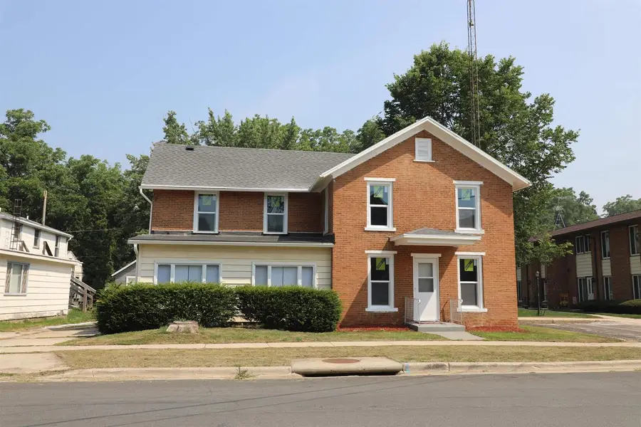 102 E High Street, Orangeville, IL 61060 - #3