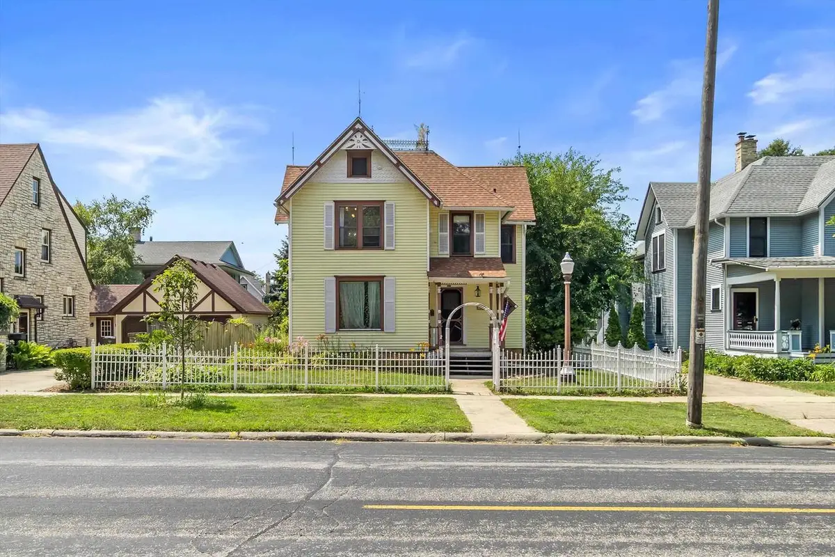 408 S Main Street, Fort Atkinson, WI 53538 - #1