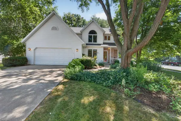 873 Peregrine Circle, Oregon, WI 53575