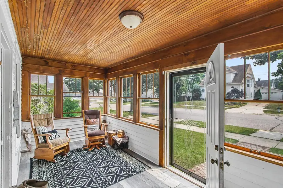 213 W Marion Street, Portage, WI 53901 - #2