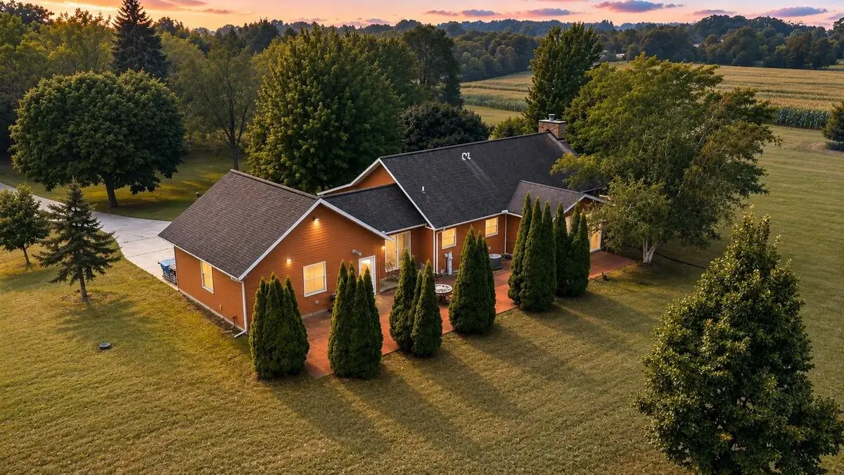 W2712 County Road J, Montello, WI 53949 - #1