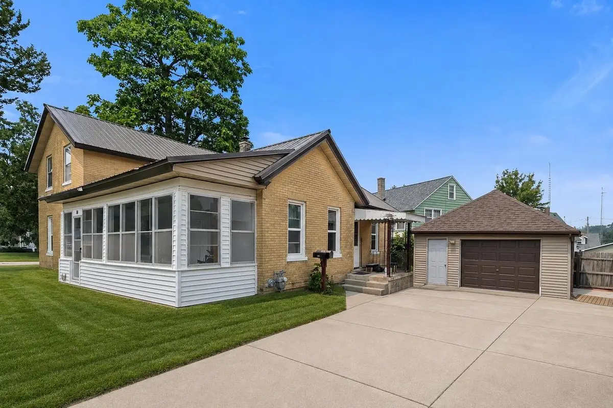 429 W Carroll Street, Portage, WI 53901 - #1