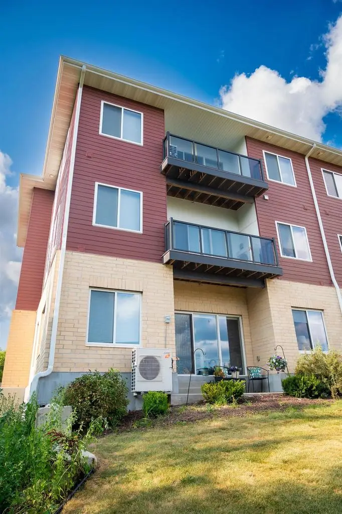 1501 N Windsor Avenue #309, Cottage Grove, WI 53527 - #3
