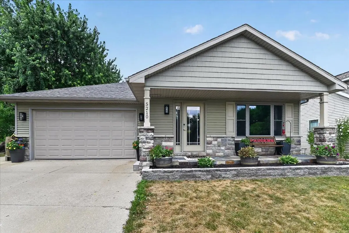 5210 Brandenburg Way, Madison, WI 53718 - #1