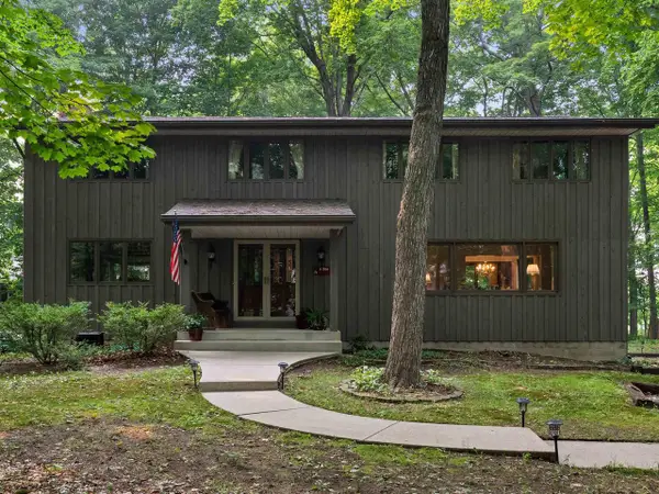 1730 Sunnyside Court, Sheboygan, WI 53081