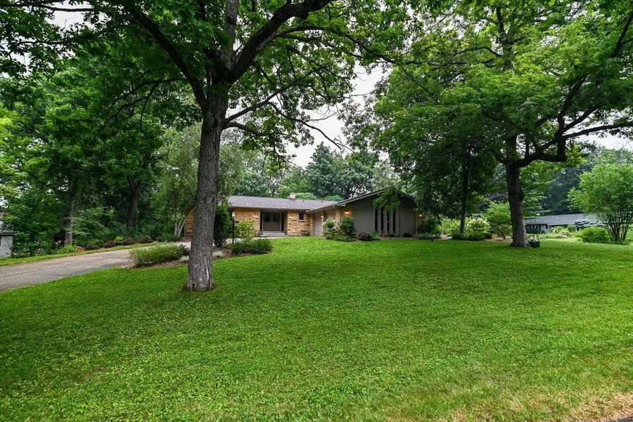 3776 Robin Hood Way, Madison, WI 53718 - #2