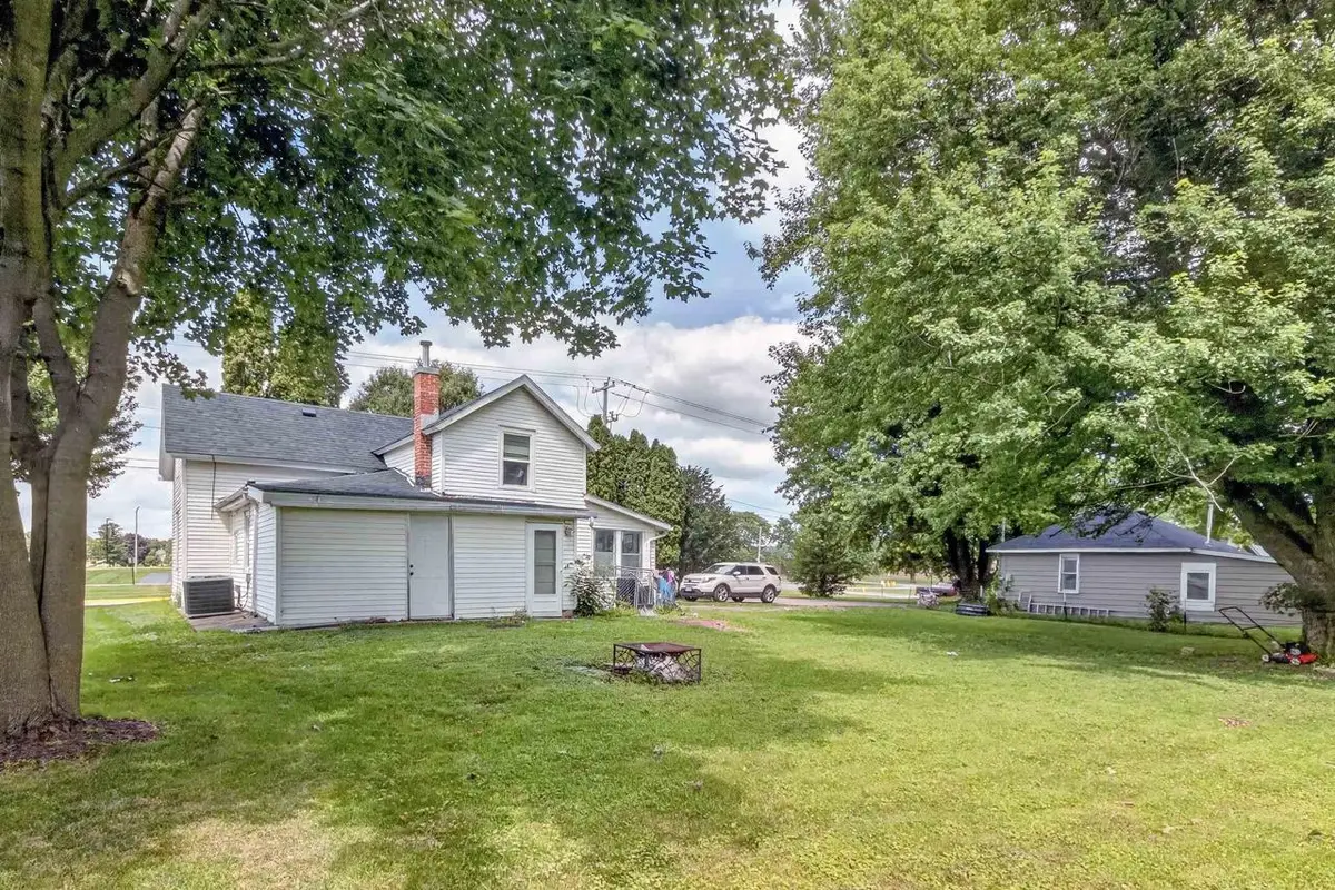 715 & 735 E Madison Street, Platteville, WI 53818 - #1