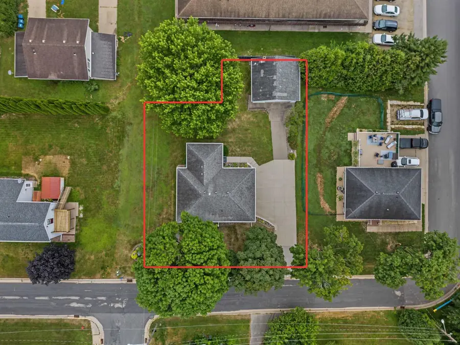 1320 Birch Street, Hazel Green, WI 53811 - #2