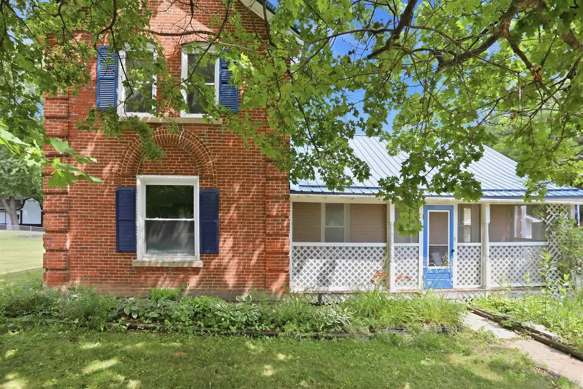 512 N East Street, Wonewoc, WI 53968 - #1