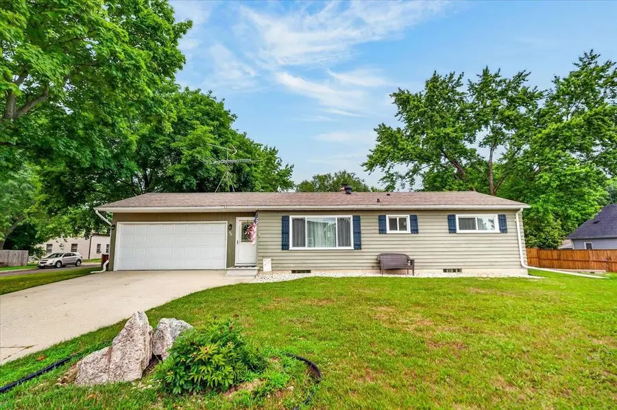 300 Leonard Street, Watertown, WI 53098 - #2