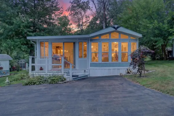 470 Skyline Drive, Edgerton, WI 53534
