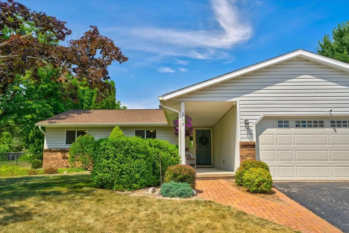 215 W Oak Street, Cottage Grove, WI 53527 - #1