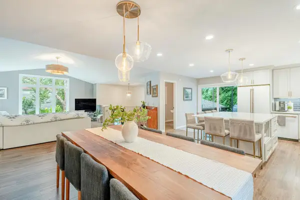 5405 GREENLEAF Drive, Madison, WI 53713