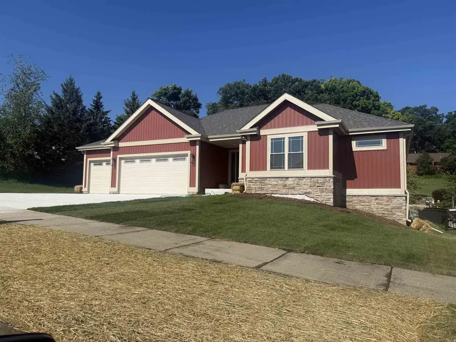 3 Savannah Parkway, Deerfield, WI 53531 - #2