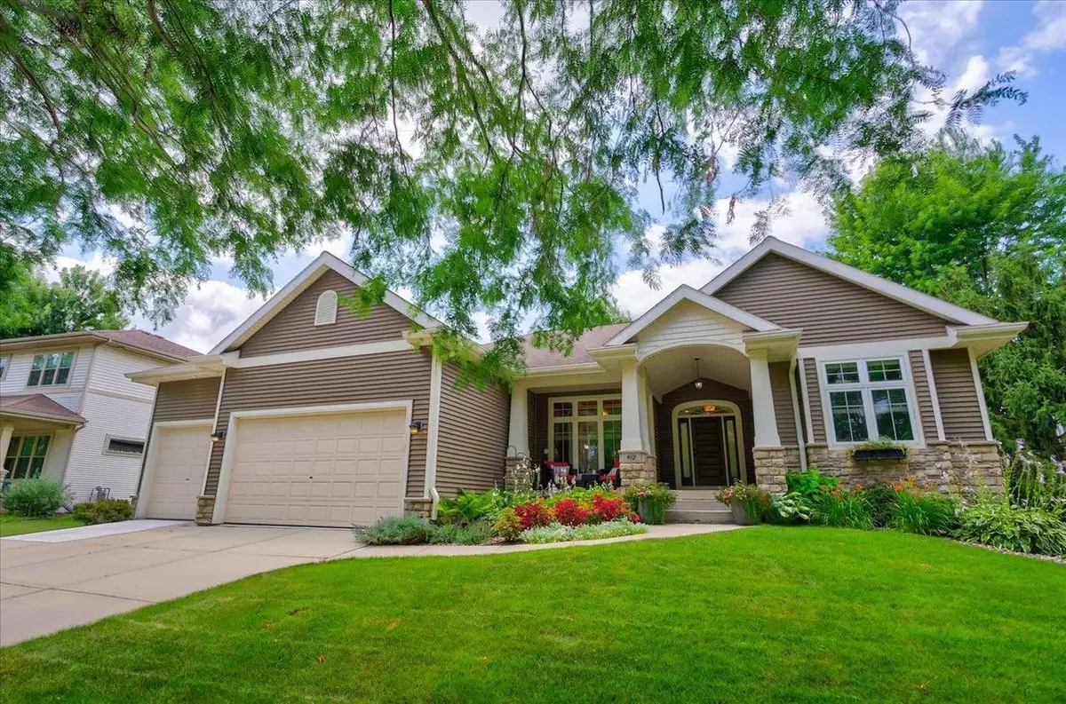 912 PEBBLEBROOK Drive, Waunakee, WI 53593 - #1