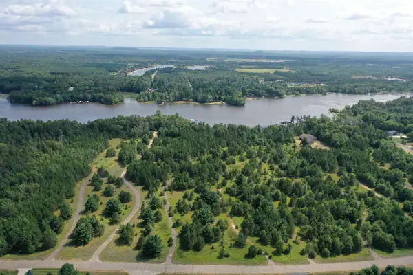 W5625 North Shore Dr, New Lisbon, WI 54646