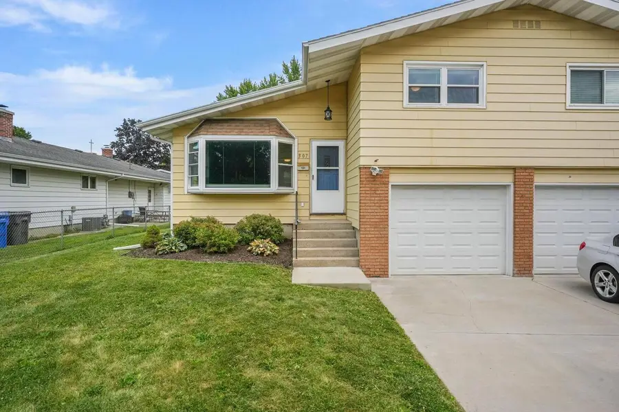 307 Valorie Lane, Monona, WI 53716 - #2